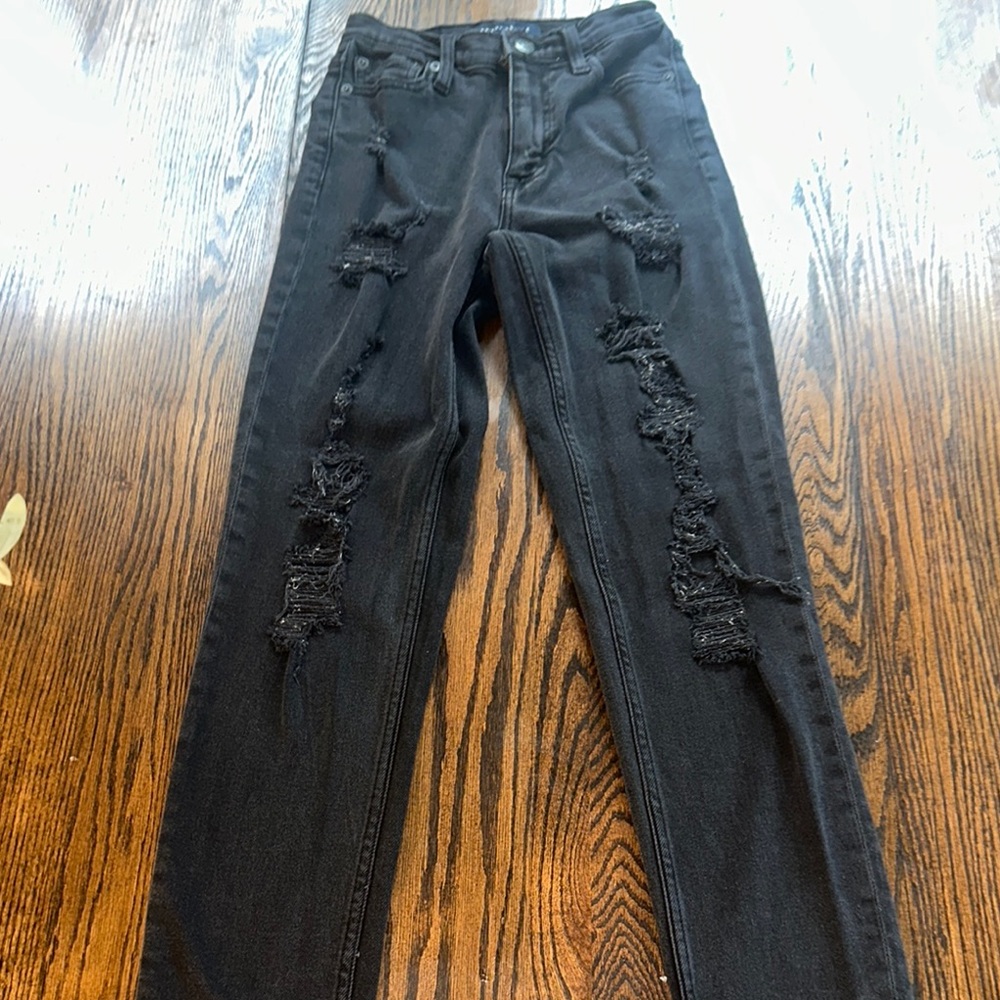 Women's Black Distressed Jeans